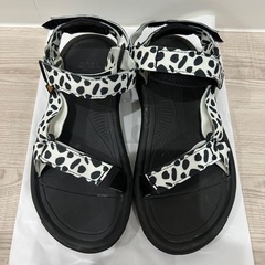 TEVA HURRICANE スポーツサンダル　ダルメシアンの画像