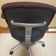 内田洋行　キャストチェアの画像