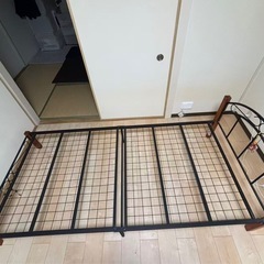 ベッドの画像