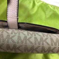 MICHEAL KORS マイケルコース ショルダーバッグ 財布の画像