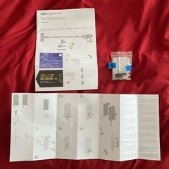 購入者決まりました。【車の掃除機としていかがですか？便利な立てられるスタンド付】カークリーナーにぜひ‼️ダイソン Dyson Cyclone V10 ジャンク品　相場より安値にての画像