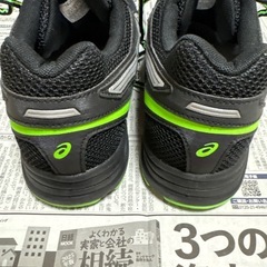 アシックススクスクGELJAYHAWK Jr. 3ジュニスニーカー26（2524の画像