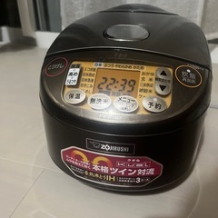 炊飯器の画像