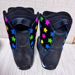 スノーボードブーツの画像