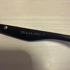 PRADA プラダ ユニセックス サングラスの画像