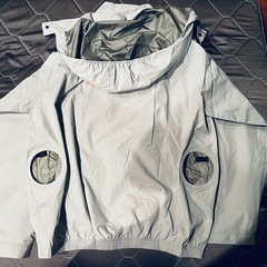 おしゃれ！BURTLE バートル　空調服　ジップアップ　フード付き　ジャンパーの画像