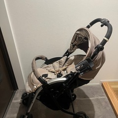ベビーカー(combi)の画像