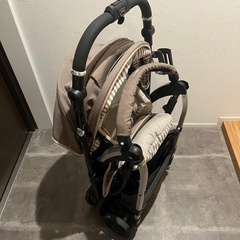 ベビーカー(combi)の画像