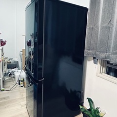 【無料配送あり】三菱冷蔵庫 146L 2015年製 MR-P15Y-B型の画像