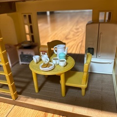 シルバニアファミリー　家・家具・人形セットの画像