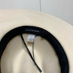 アリシアスタン　ハット　アイボリーの画像