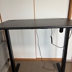 電動　昇降デスクの画像