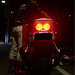 CB400sf NC42 限定500台赤フレーム カスタム車両  itosu.cb 故障不具合ありません。値段固定110万 車両交換可能(NSR250R.mc18.21)の画像