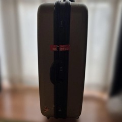 キャリーケースの画像
