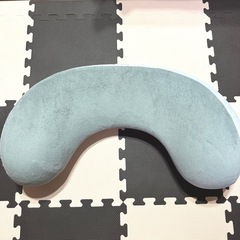 エルゴ授乳枕　ナーシングピローの画像