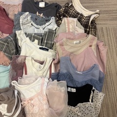 お取引先決まりました　90センチ女の子　秋、冬服、ニューバランス　さしあげますの画像