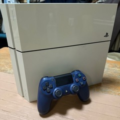 PlayStation4グレイシャーホワイトとジェットブラックのセットの画像