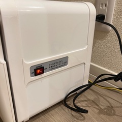ホットタオルウォーマーの画像