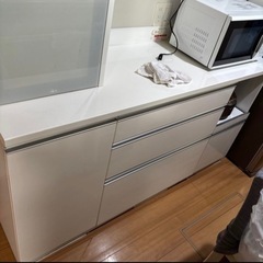白の食器棚/ホワイト/レンジ台の画像