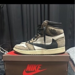 Travis Scott Dark Mocha
の画像