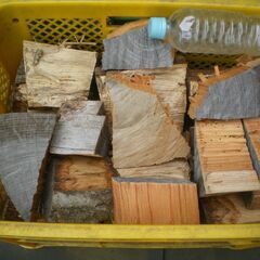 ■乾燥済み　薪　約26キロ【数量限定】0917の画像