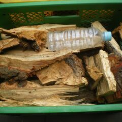 ■乾燥済み　薪　約26キロ【数量限定】0917の画像