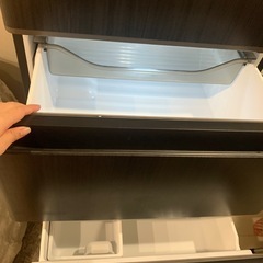 本日午前中にお取引の方限定13000円‼️AQUA 4ドア　433L デリエ　プラスシリーズ　AQR-V43 幅59センチ　ブラウンカラー 　  の画像