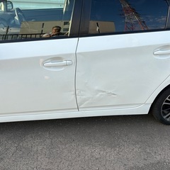 美車！低燃費30プリウスハイブリッドの画像