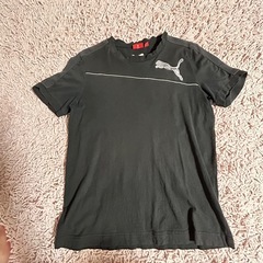 Puma ブラック Tシャツ　襟のヨレ・穴あき有り Lサイズの画像