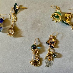 ハンドメイド レジン 宇宙 鉱物 動物 ピアス バッジ まとめ売り 大量の画像