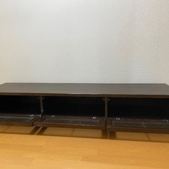 テレビボードの画像