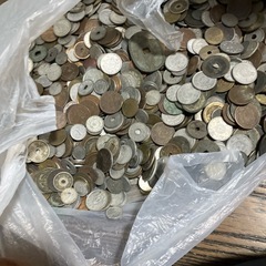 沖縄県内限定希少本物古銭1キロ8000円の画像