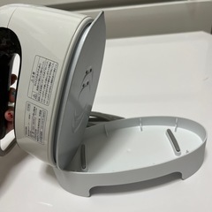 【決まりました】【美品、ほぼ未使用】TOSHIBA  衣類スチーマー  アイロン （取引可能日9/17（水）〜9/19（金）午前まで）の画像
