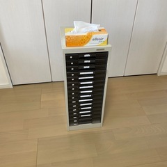 書類ボックスの画像