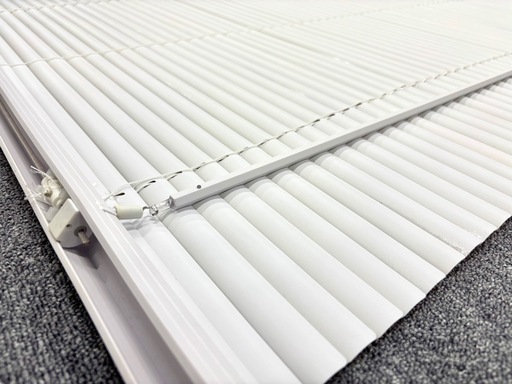 【4本】ブラインド ホワイト 取付金具付き 150cm×160cm  折れ曲がり無し 