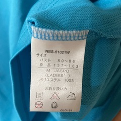 ニューバランス レディース スポーツウェア Tシャツの画像