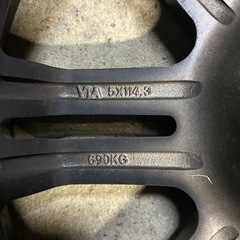9/30まで　B-MUDX 17inch 7J Inset 38　5H PDC114.3 4本の画像
