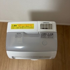 アイリスオーヤマ 加湿空気清浄機 17畳 RHF-404-W ホワイトの画像