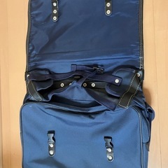 中学校のかばんの画像