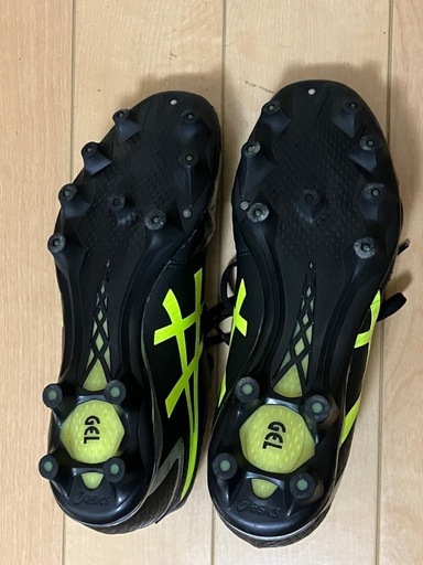 アシックス asics サッカー スパイク DS LIGHT WIDE 1103A069 25.5cm ブラック イエロー