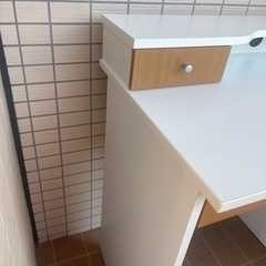 机の画像
