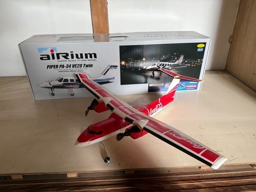 【GO-1210】KYOSHO 京商 パイパー PA34 VE29 飛行機 模型