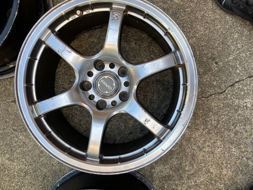 17インチ8.0j レイズホイール