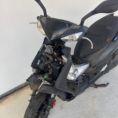 ヤマハ　シグナスX-SR SEA5Jの画像