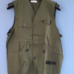🍀【新品・未使用品】メンズ ベスト ノースリーブの画像