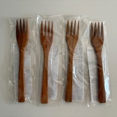 8本セット！木製フォーク（新品未開封）とスプーン各4本入りの画像