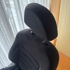 マーチの椅子の画像