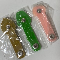 新品 子供用品 クリップ ボタン付きの画像
