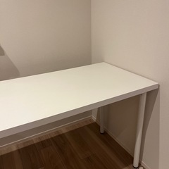 9/18か9/19限定　IKEA LAGKAPTEN 机 つくえの画像