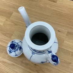 【軽トラ無料貸し出し】【ROYAL COPENHAGEN】【ティーポット】【トレファク所沢店】の画像